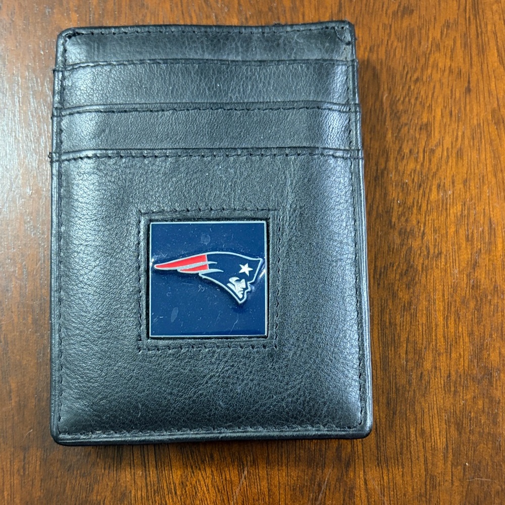 New England Patriots Leather Card Holder - Black with Navy Logo